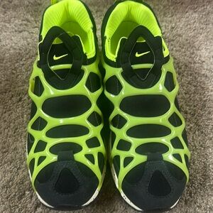 Nike Air Kukini Black Volt shoes
